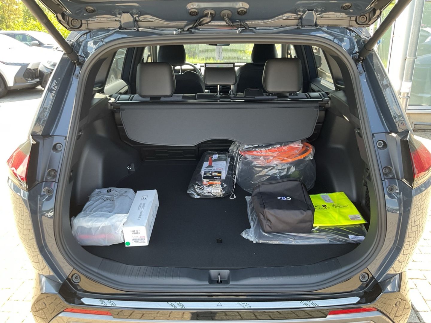 Toyota RAV 4 Plug-In Hybrid Style 360 Kamera Navi Klima