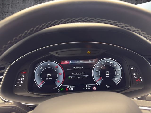 Audi Q8 50 TDI S line competition plus AHK+Nachtsicht