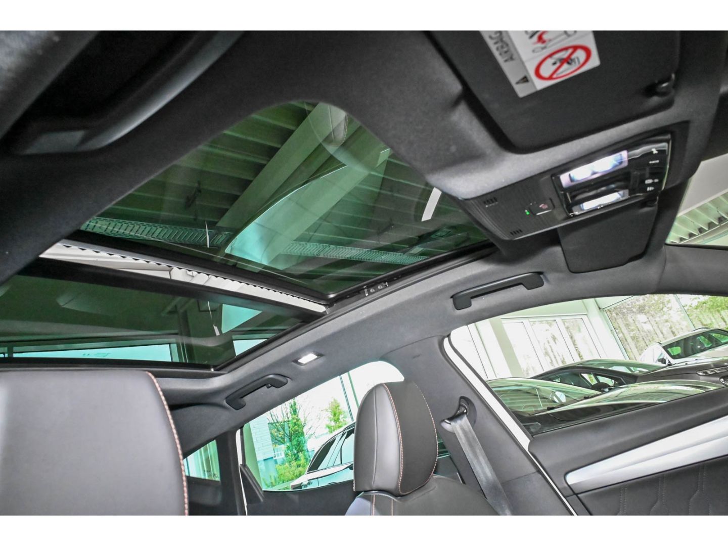 Cupra Formentor 1.4 e-HYBRID 6-Gang-DSG+PANO+AHK+NAVI+