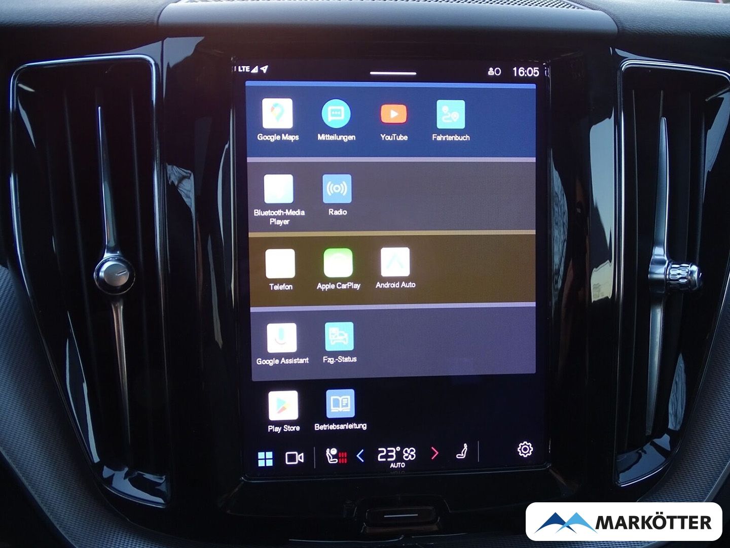 Volvo XC60 R Design AWD ACC/AHK/RFK/STHZ/LEDER