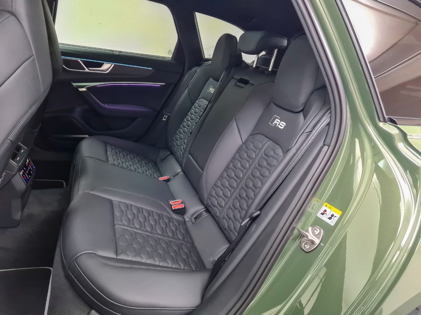 Audi RS6 Avant performance Essentials StHzg #black