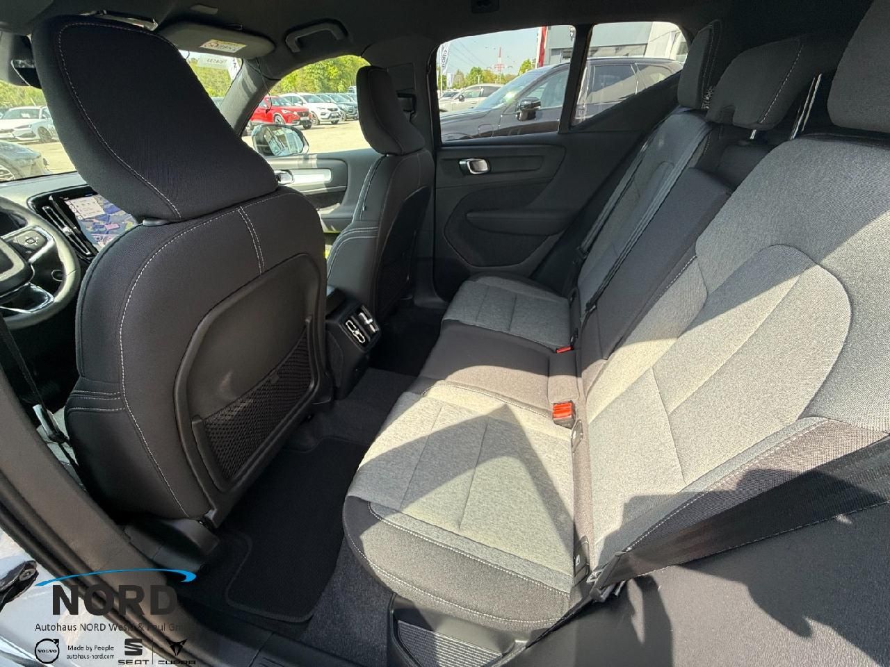 Volvo XC40 B3 Plus Dark 2WD/AHK/Blis/ACC/Licht-P.