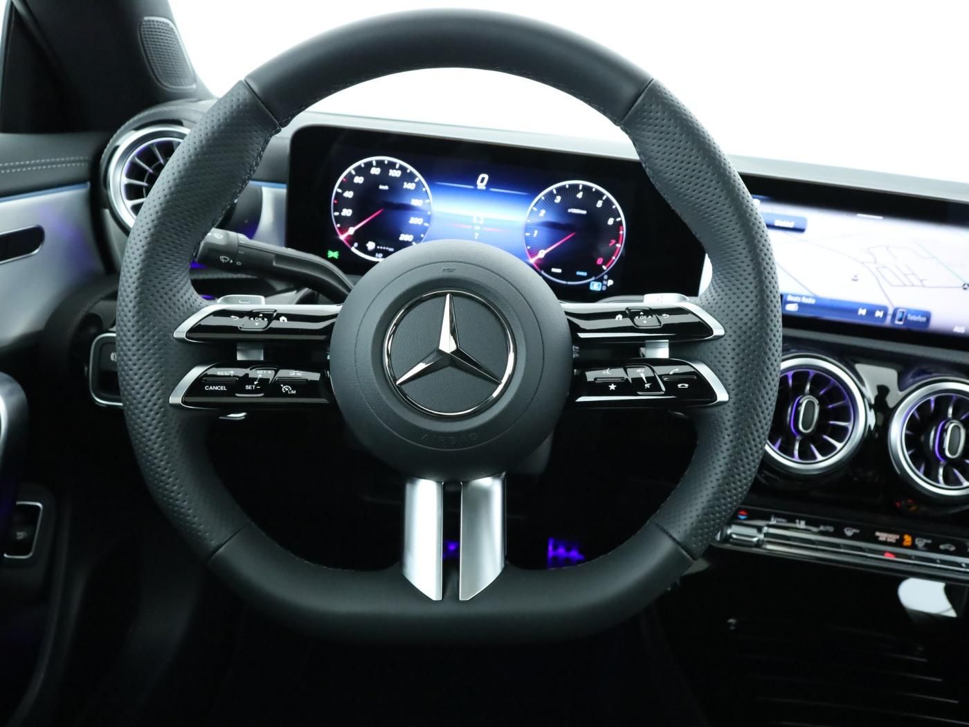 Mercedes-Benz CLA 220 4M Coupé - Samsaru's Car Outlet