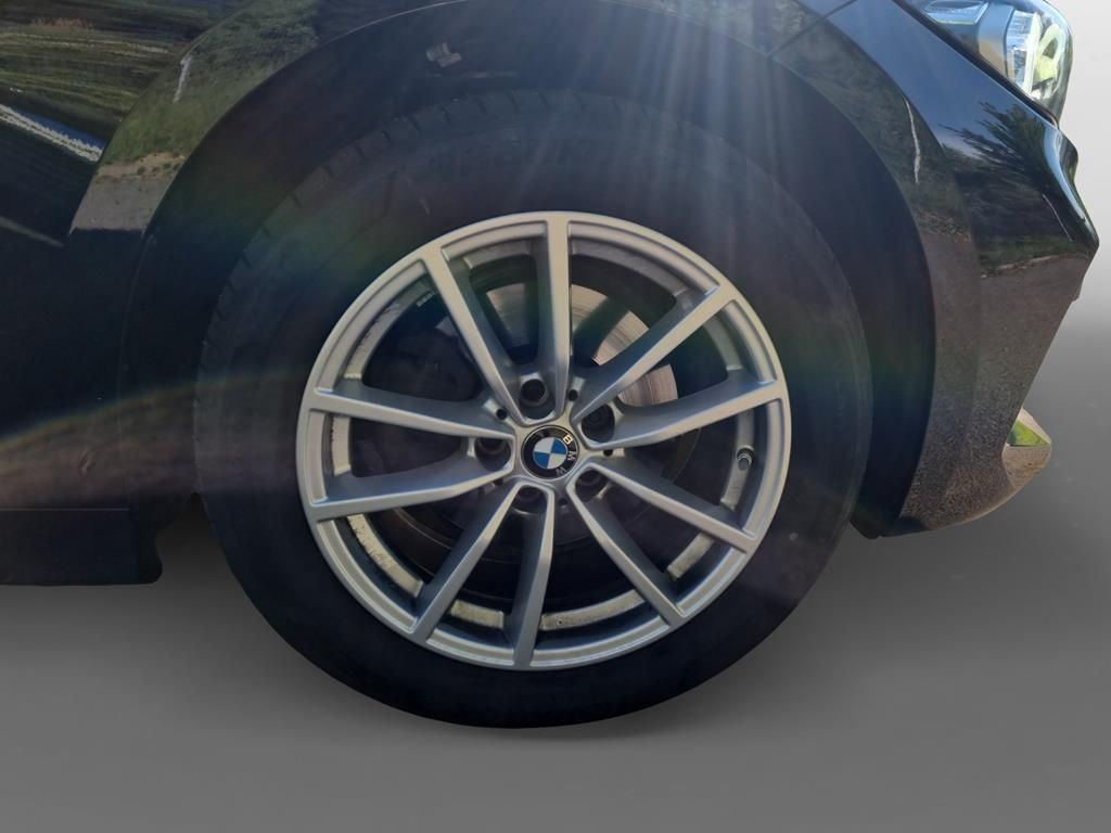BMW 320i Touring Aut. - Samsaru's Car Outlet