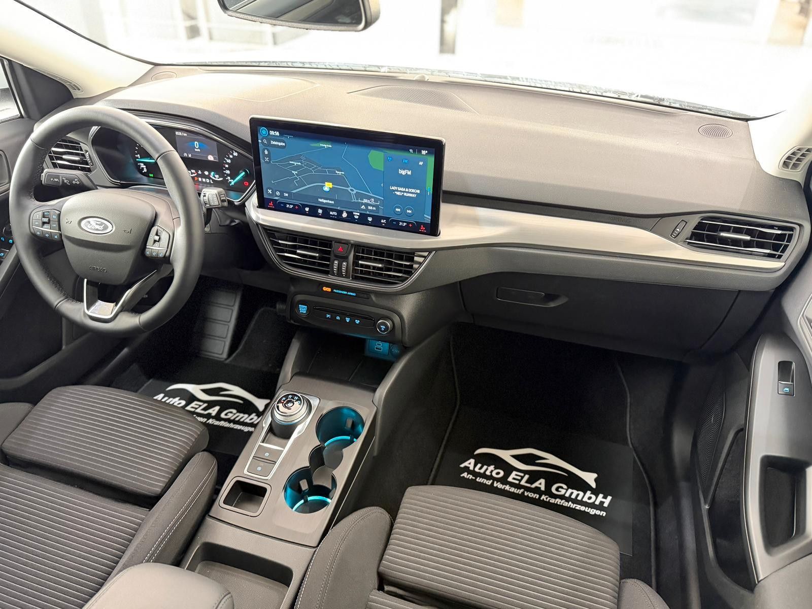 Ford Focus Turnier Titanium Aut. 1.Hand|AHK|Kamera