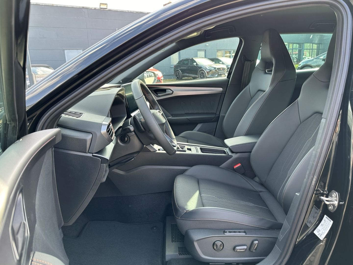 Cupra Leon Sportstourer VZ 2.0 TSI - Samsaru's Car Outlet