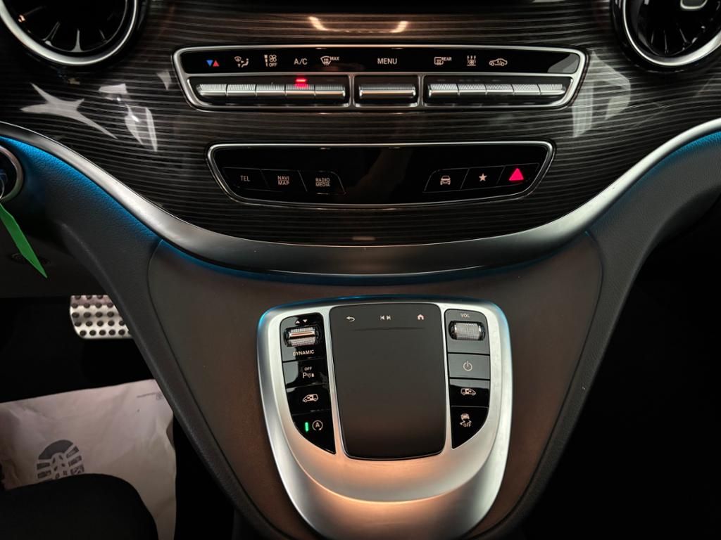 Mercedes-Benz V 300 d 4M AMG - Samsaru's Car Outlet