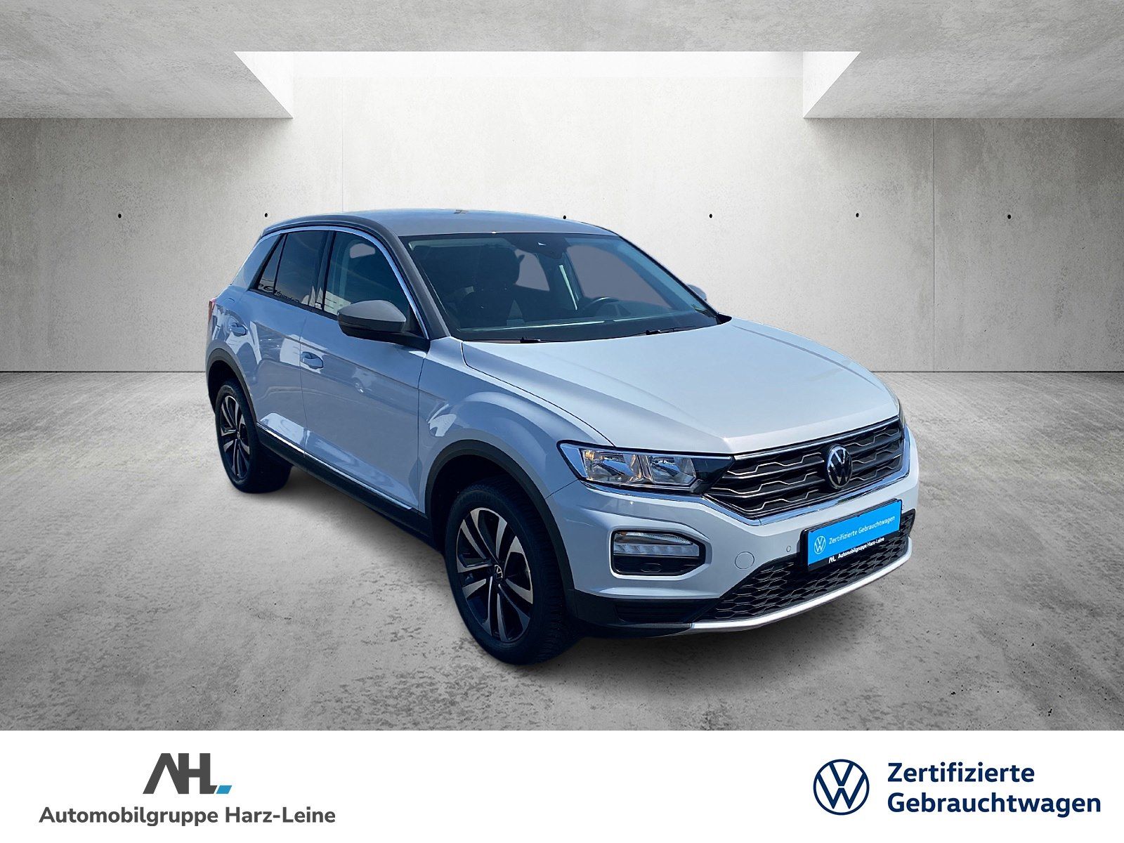 Volkswagen T-Roc 1.5 TSI United DSG - Samsaru's Car Outlet