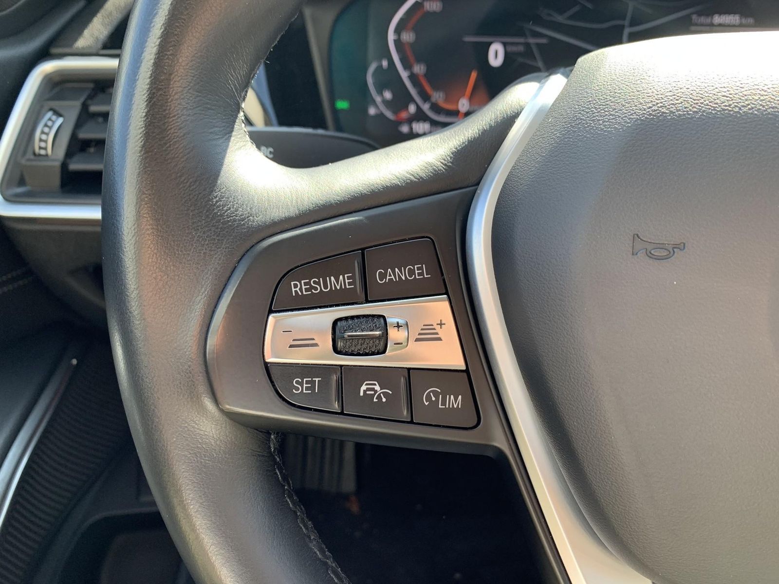 BMW 330i SportLine - Samsaru's Car Outlet