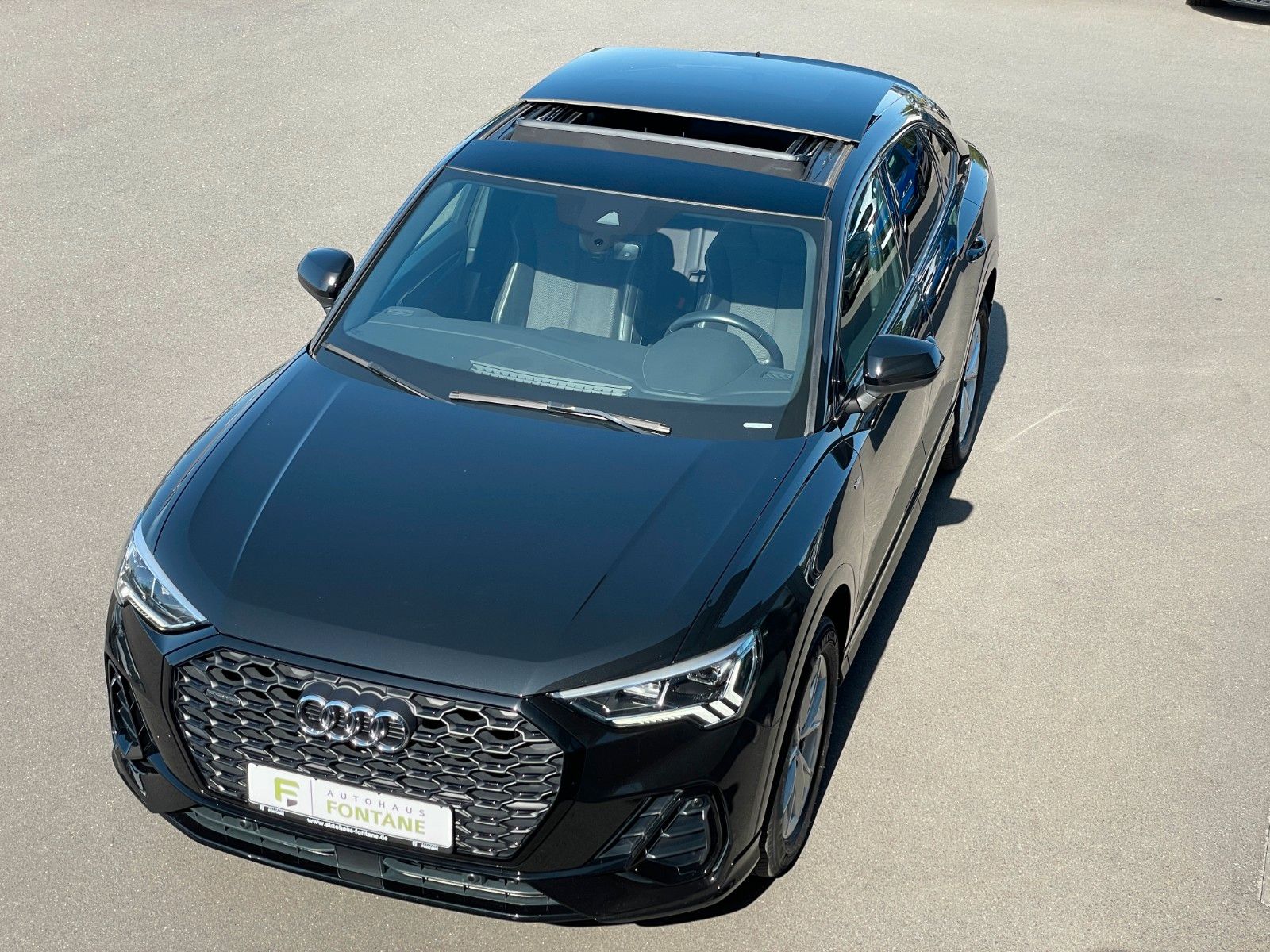 Audi Q3 Sportback 2,0TFSI quattro Sline Black - Samsaru's Car Outlet