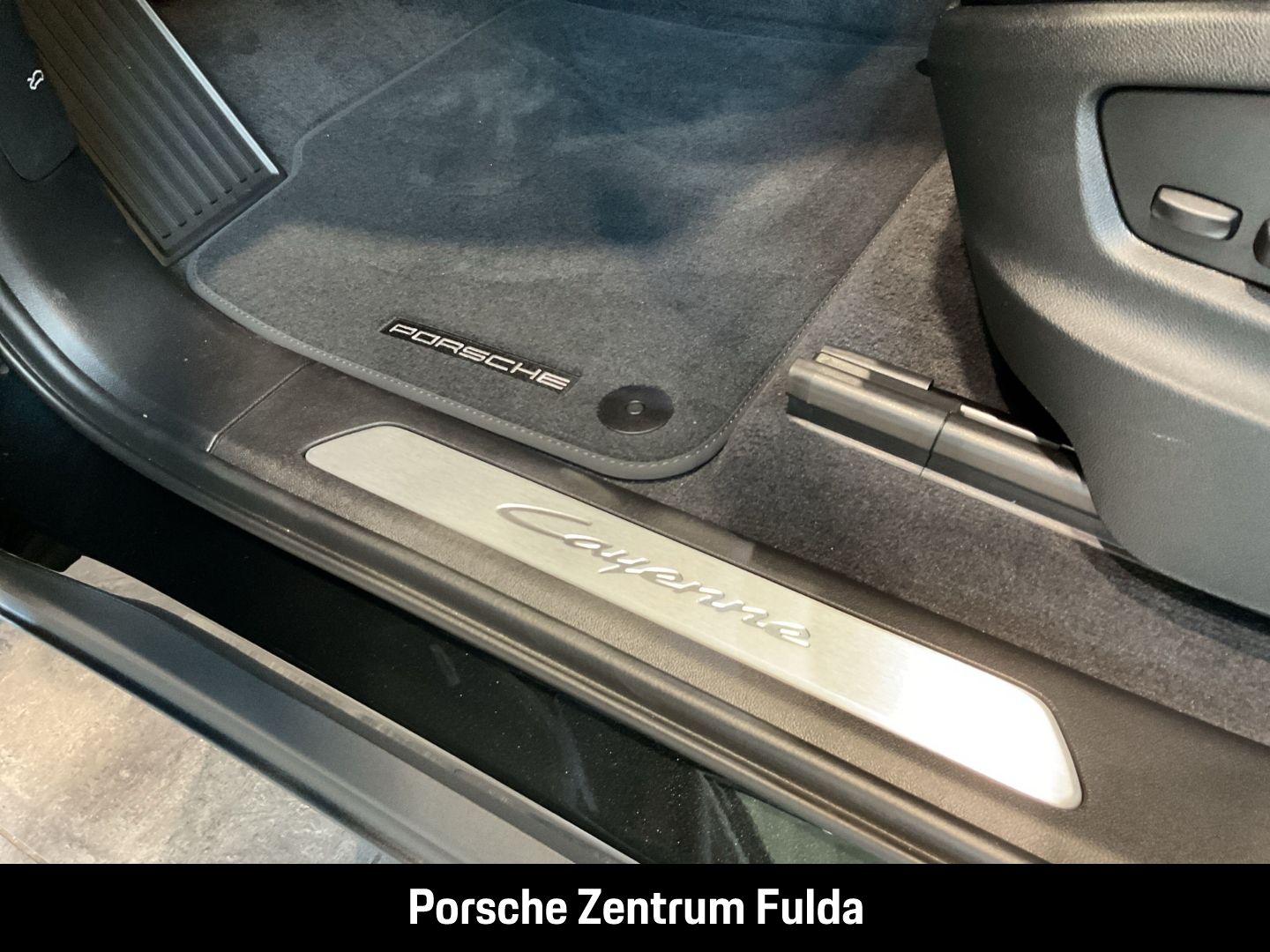 Porsche Cayenne E-Hybrid LED-Matrix Panoramadach BOSE