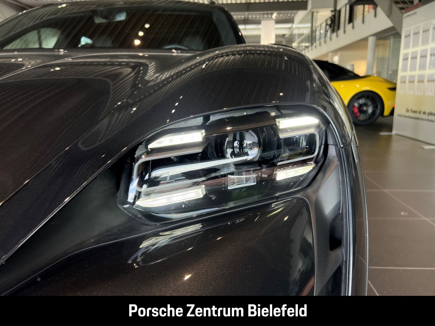 Porsche Taycan 4 Cross Turismo BOSE 20-Zoll Panoramadach