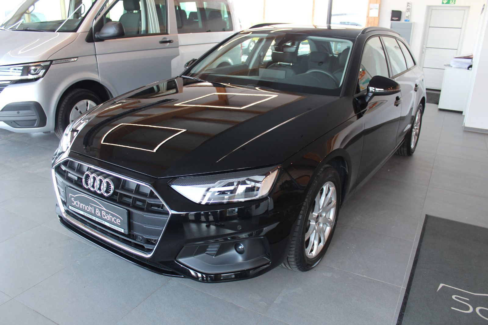 Audi A4 Avant 40 TDI quattro S tronic - Samsaru's Car Outlet