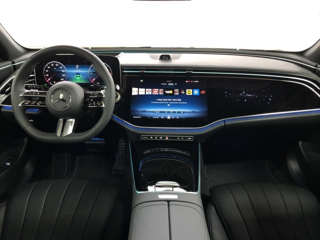 Mercedes-Benz E 450 d 4MATIC T-Modell AMG+MBUX+Superscreen+AHK
