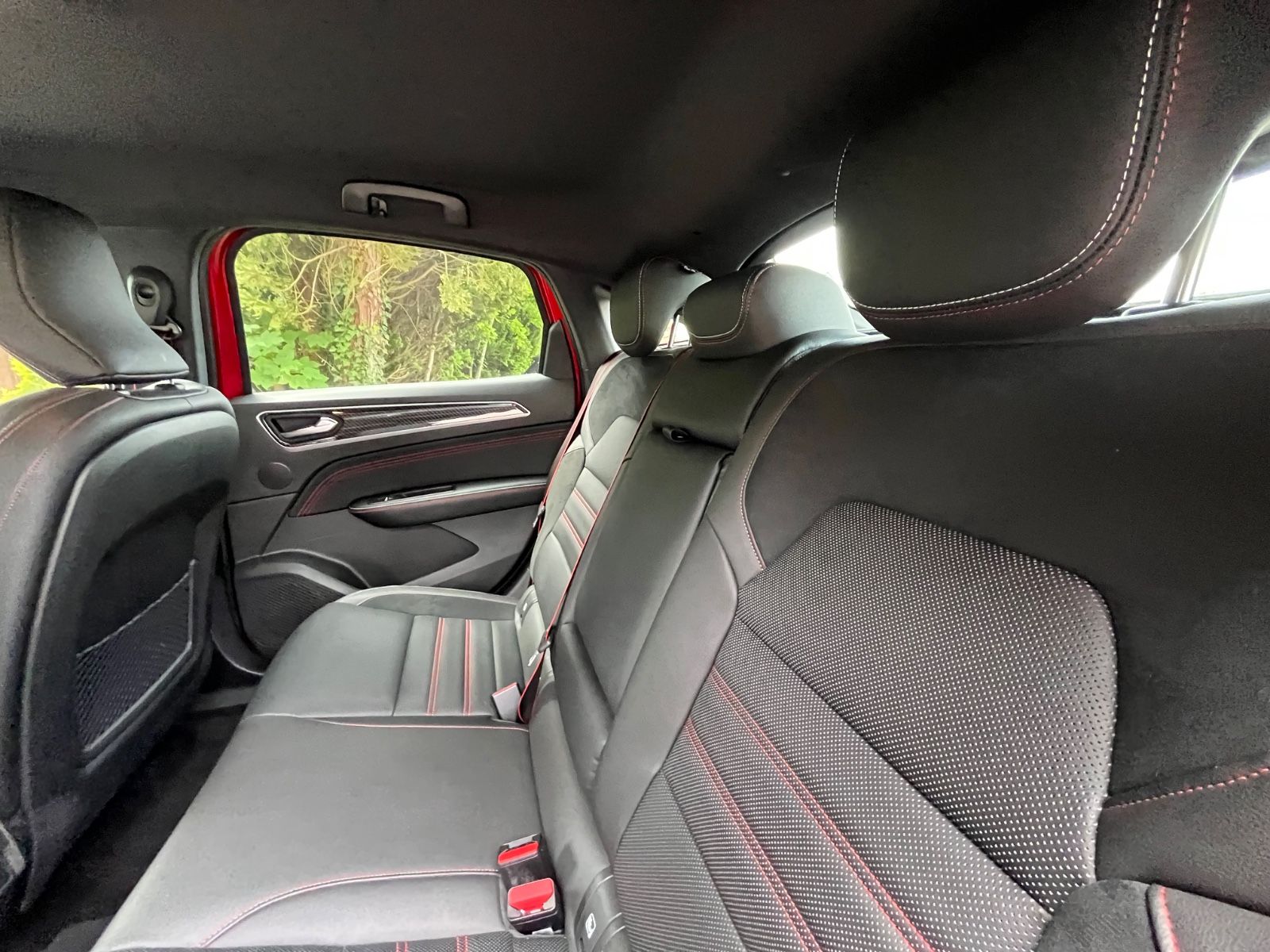 Renault Arkana R.S. Line - Samsaru's Car Outlet