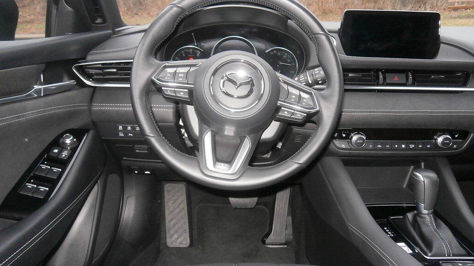 Mazda 6 2.5L SKYACTIV G 194 TAKUMI SUNROOF