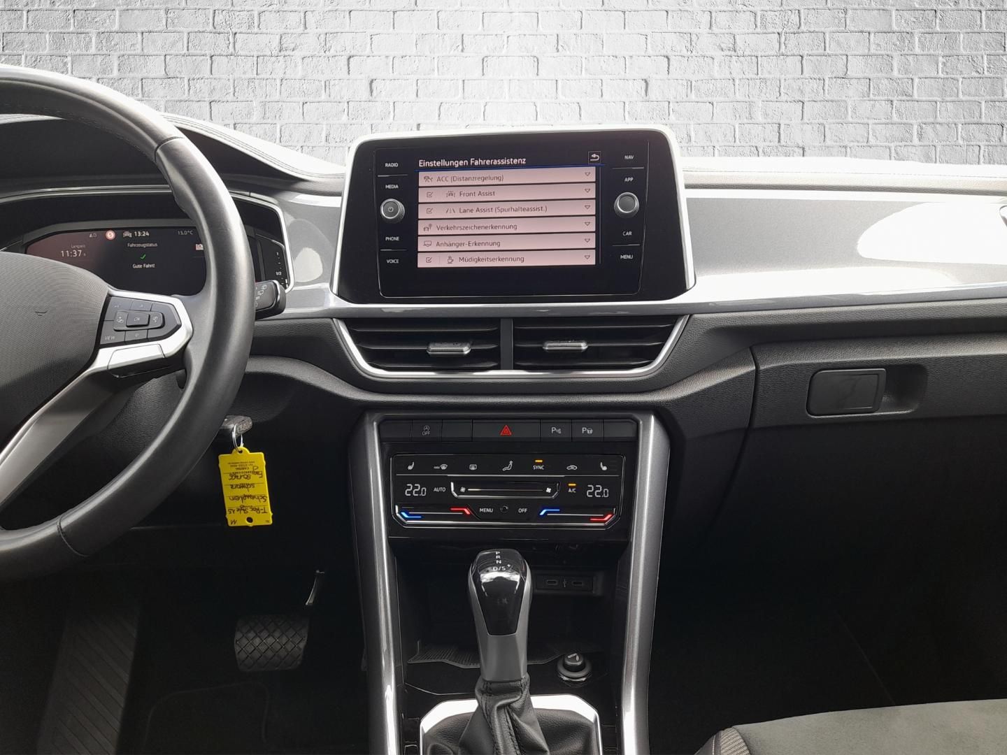 Volkswagen T-ROC Style 1.5 TSI - Samsaru's Car Outlet