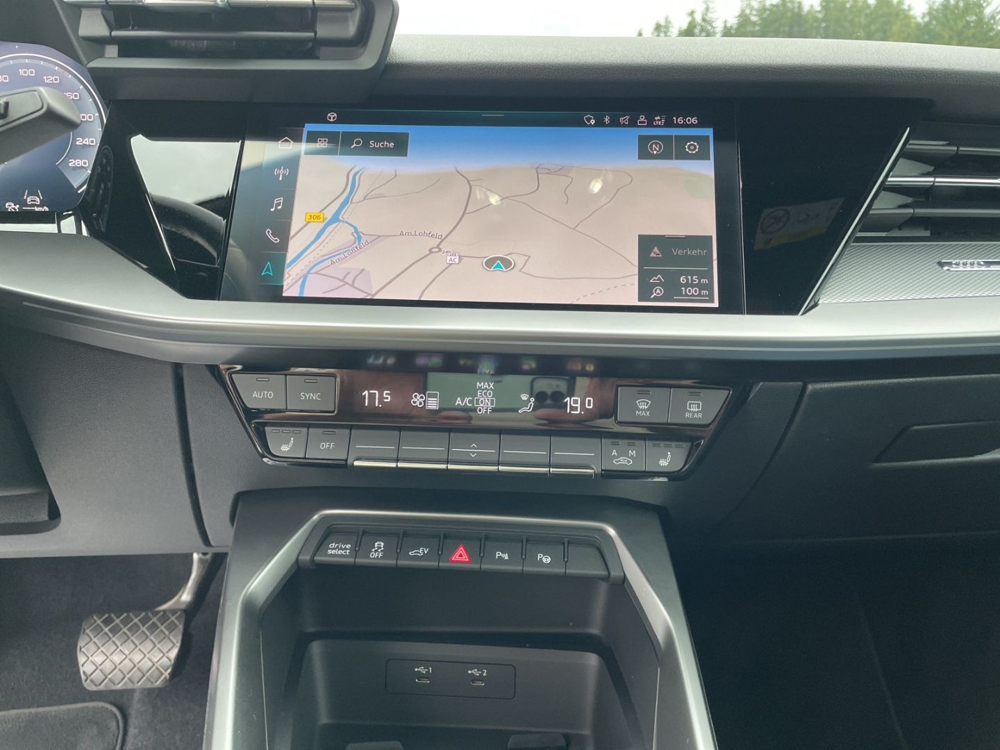 Audi A3 Sportback 45 TFSI e S line LED Kamera Pano vi