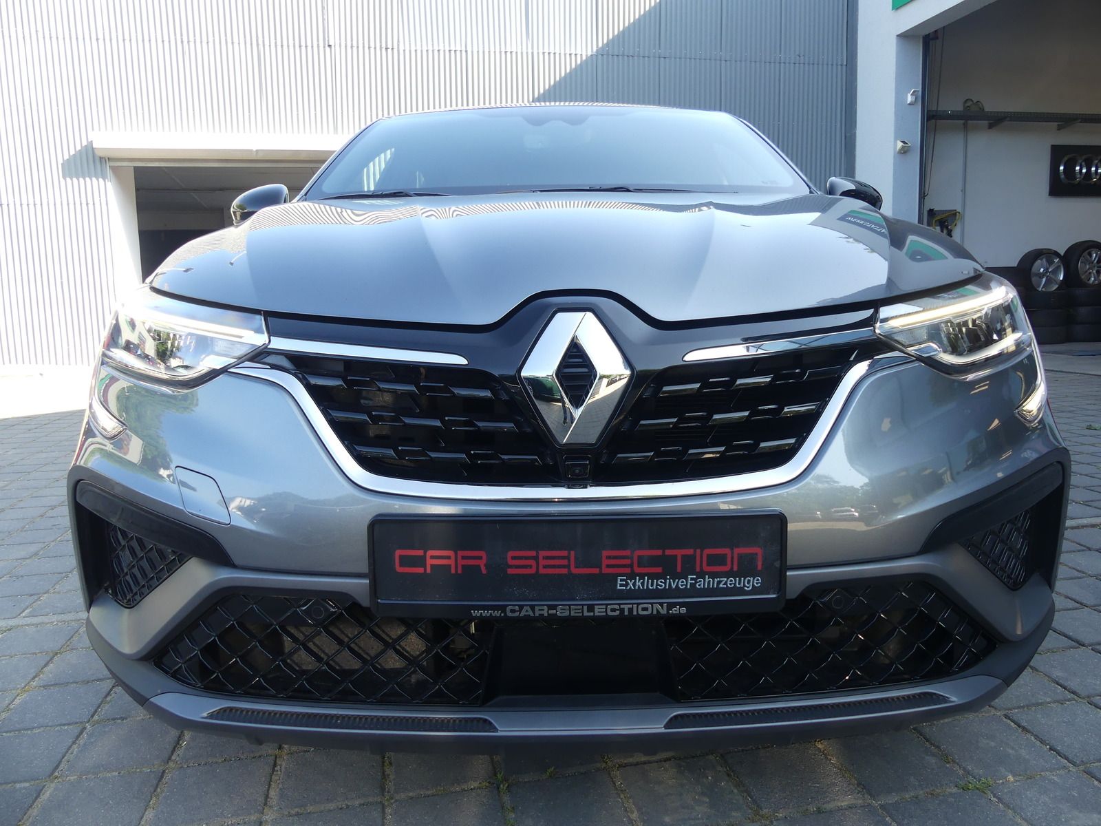 Renault Arkana 1.3 TCe R.S. Line Mild Hybid - Samsaru's Car Outlet