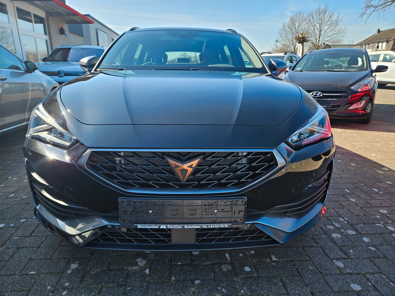 Cupra Leon Sportstourer - Samsaru's Car Outlet