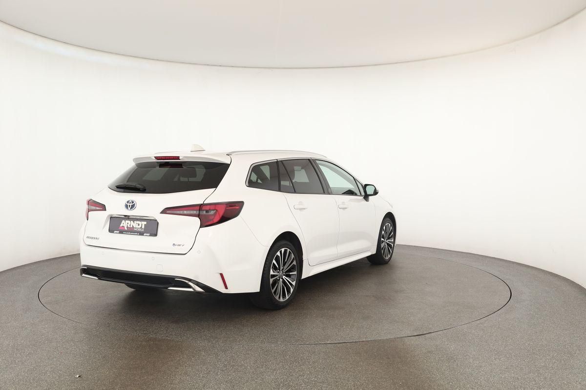 Toyota Corolla Touring Sports 2.0 CVT Team D Navi Kam