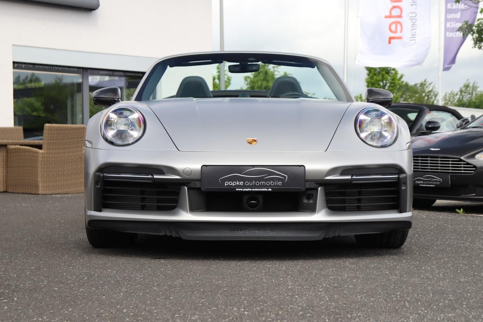 Porsche 992 Turbo S Cabrio +LIFT+NACHTSICHT+SITZBELÜFTUN