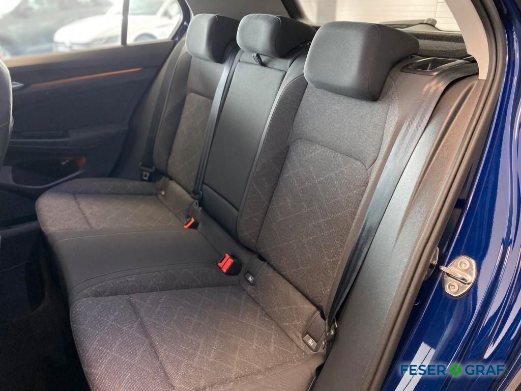 Volkswagen Golf VIII 1.5 TSI Life - Samsaru's Car Outlet