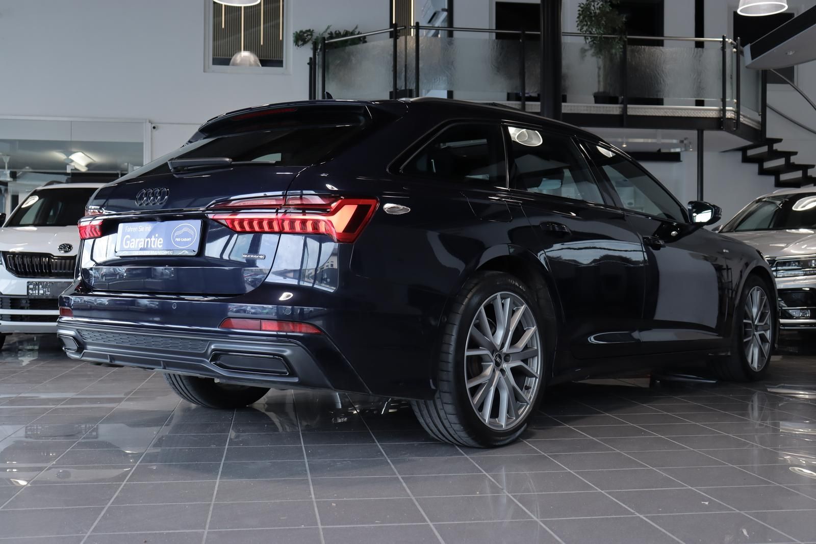 Audi A6 40 TDI quattro S-LINE Black - Samsaru's Car Outlet