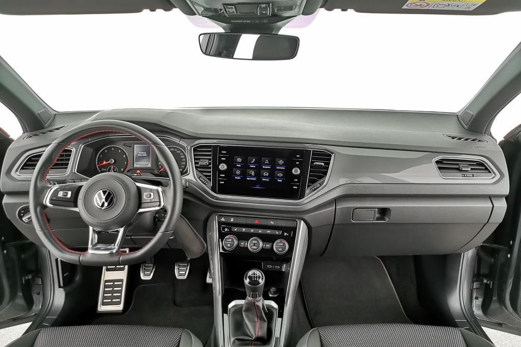 Volkswagen T-Roc Sport 1.5 TSI - Samsaru's Car Outlet