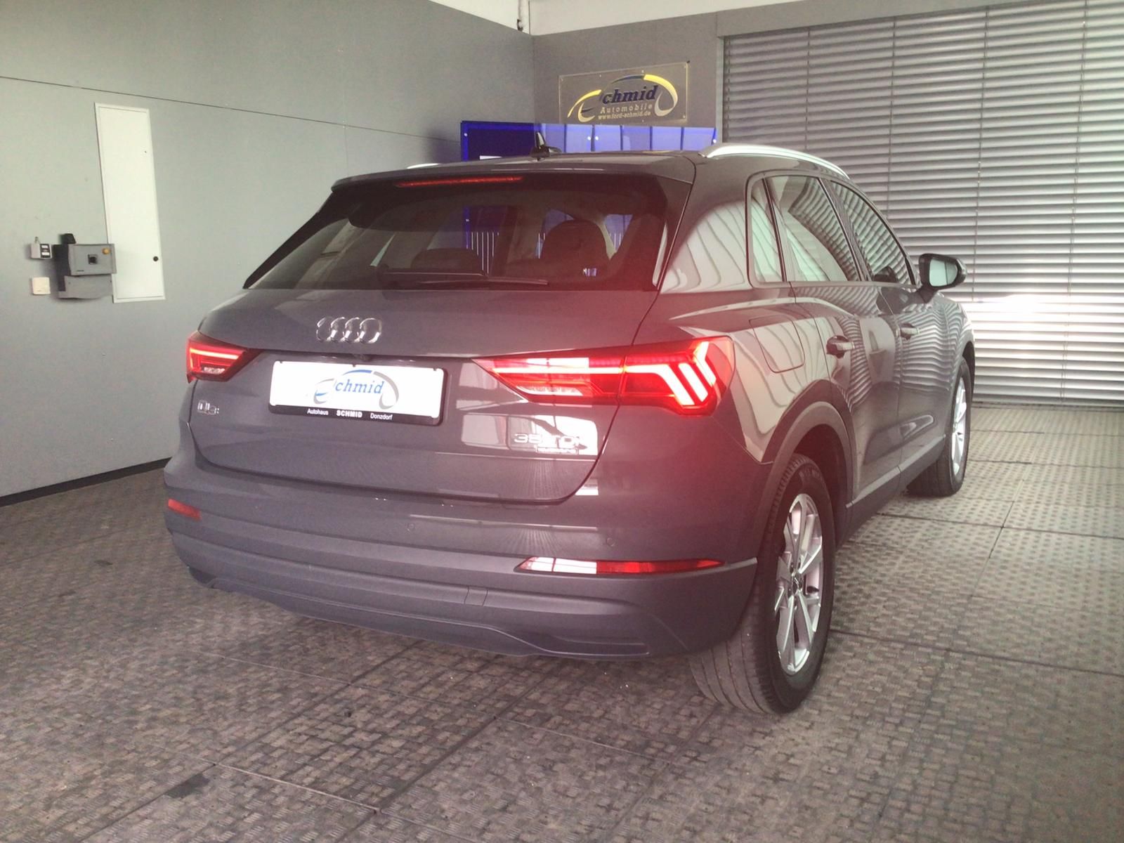 Audi Q3 35 TDI QUATTRO - Samsaru's Car Outlet