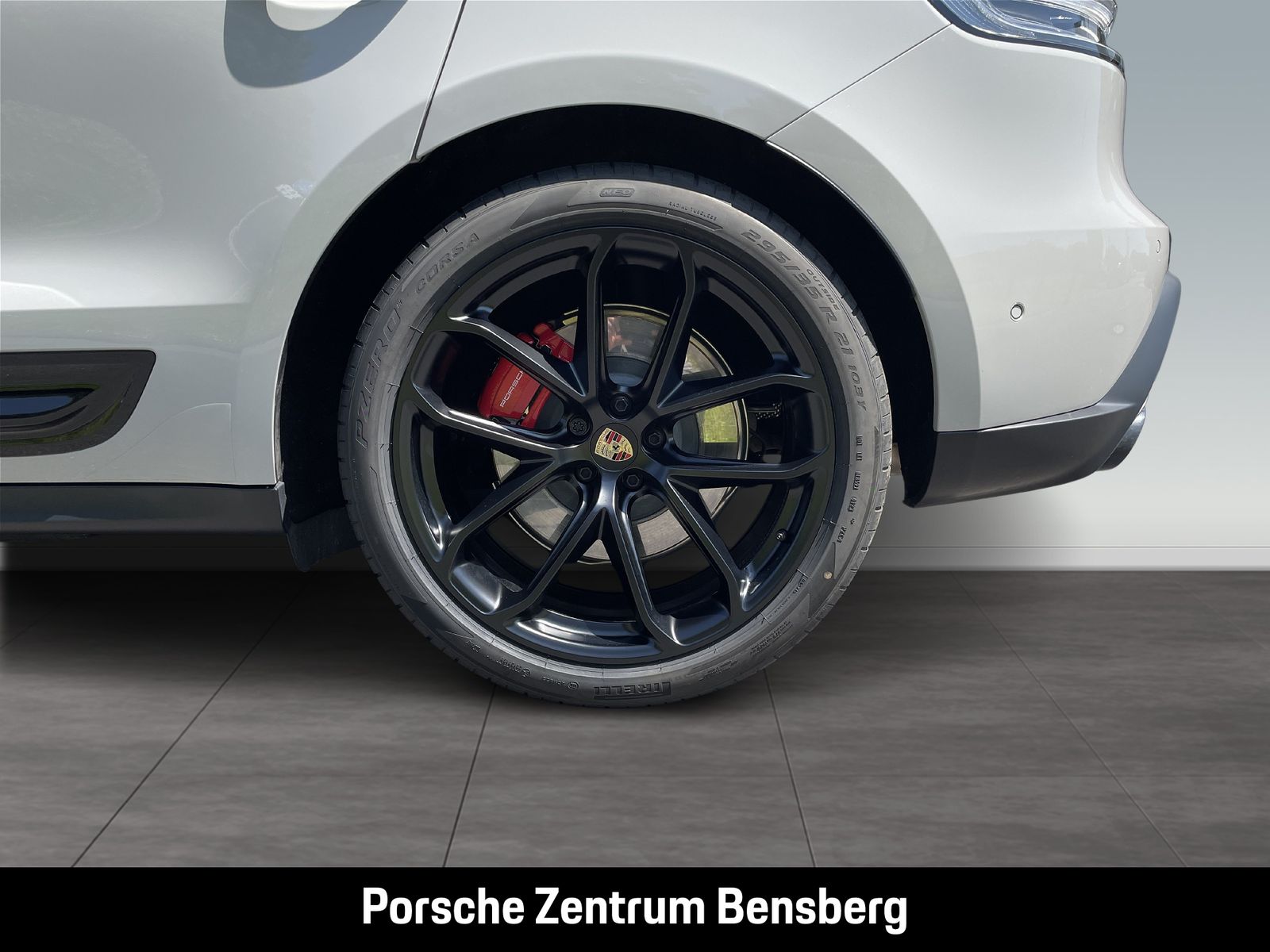 Porsche Macan GTS Pano StHz 18W ACC Surround View