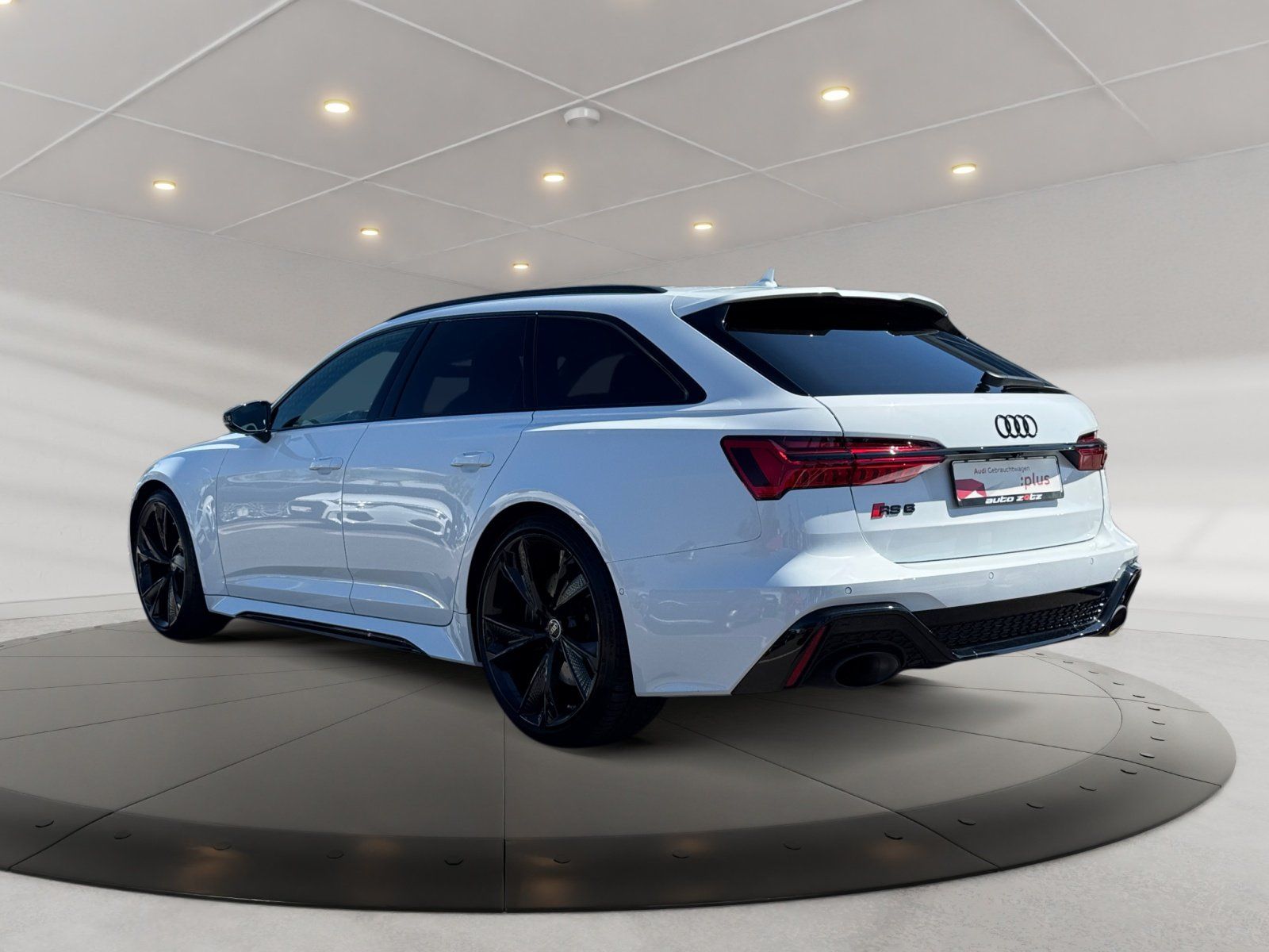 Audi RS6 Avant BO,matrix,360,HUD,Kam.,Keramik,Laser