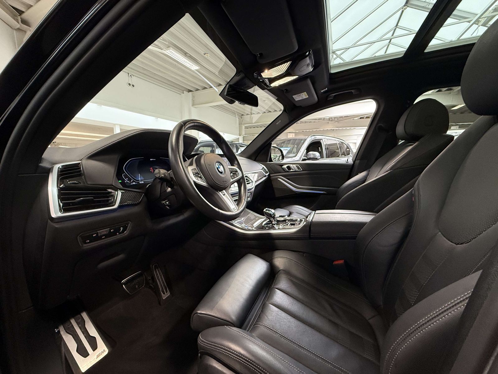BMW X5 xDrive45e Komf Integral AHK Pano Laser DAB Hi