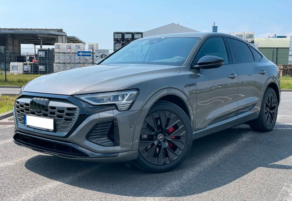 Audi Q8 e-tron 50 Sportback quattro S line