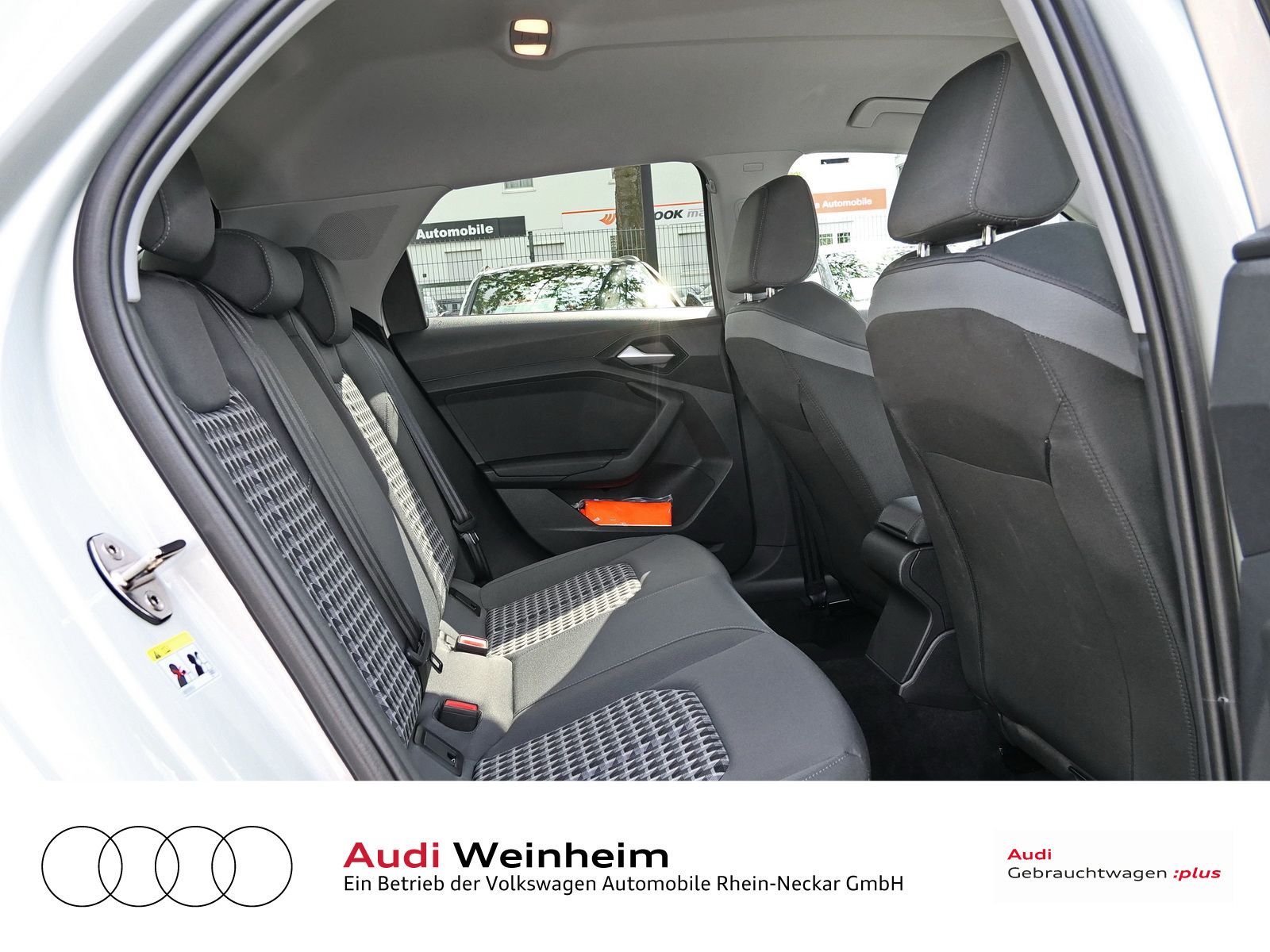 Audi A1 Sportback 25 TFSI S-tronic - Samsaru's Car Outlet