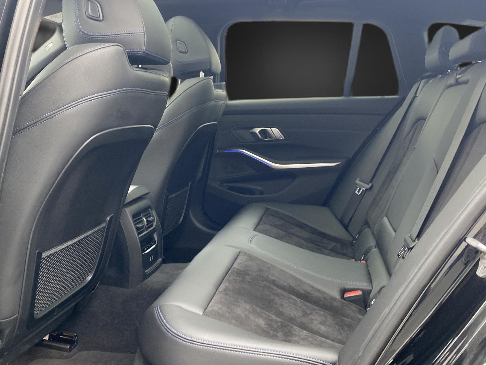 BMW 320 d xD M Sport - Samsaru's Car Outlet