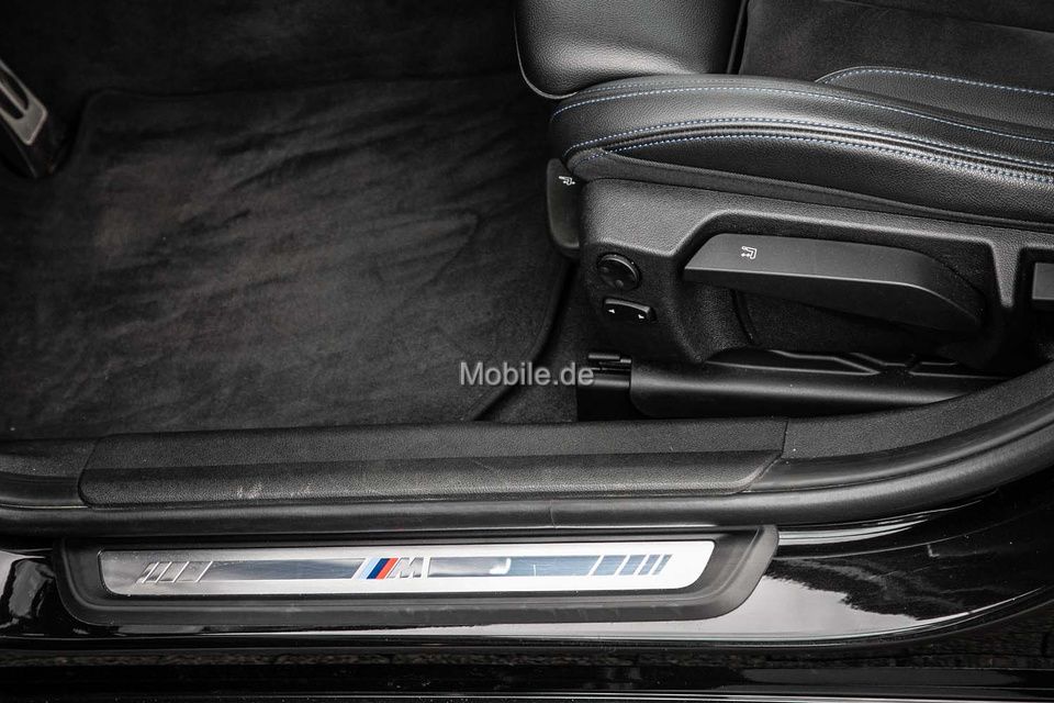 BMW 320i M Sportpaket - Samsaru's Car Outlet