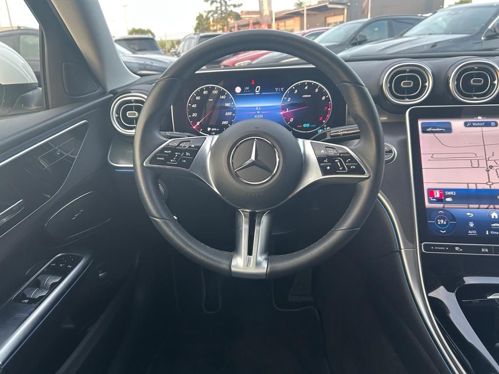 Mercedes-Benz C 200 4M - Samsaru's Car Outlet