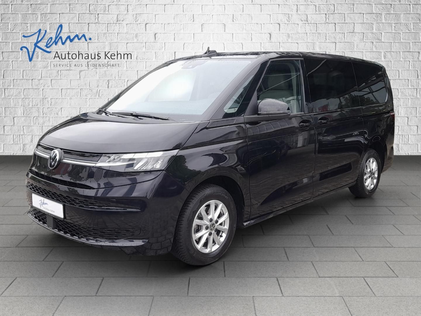 Volkswagen Multivan Life 2.0 TDI - Samsaru's Car Outlet