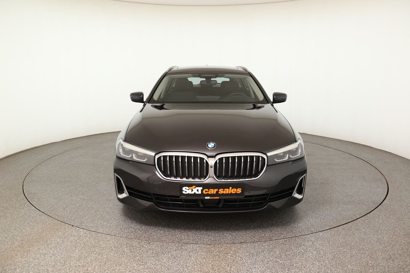 BMW 530i xDrive Luxury|ACC|PANO|HUD|360°|elSitze|AHK