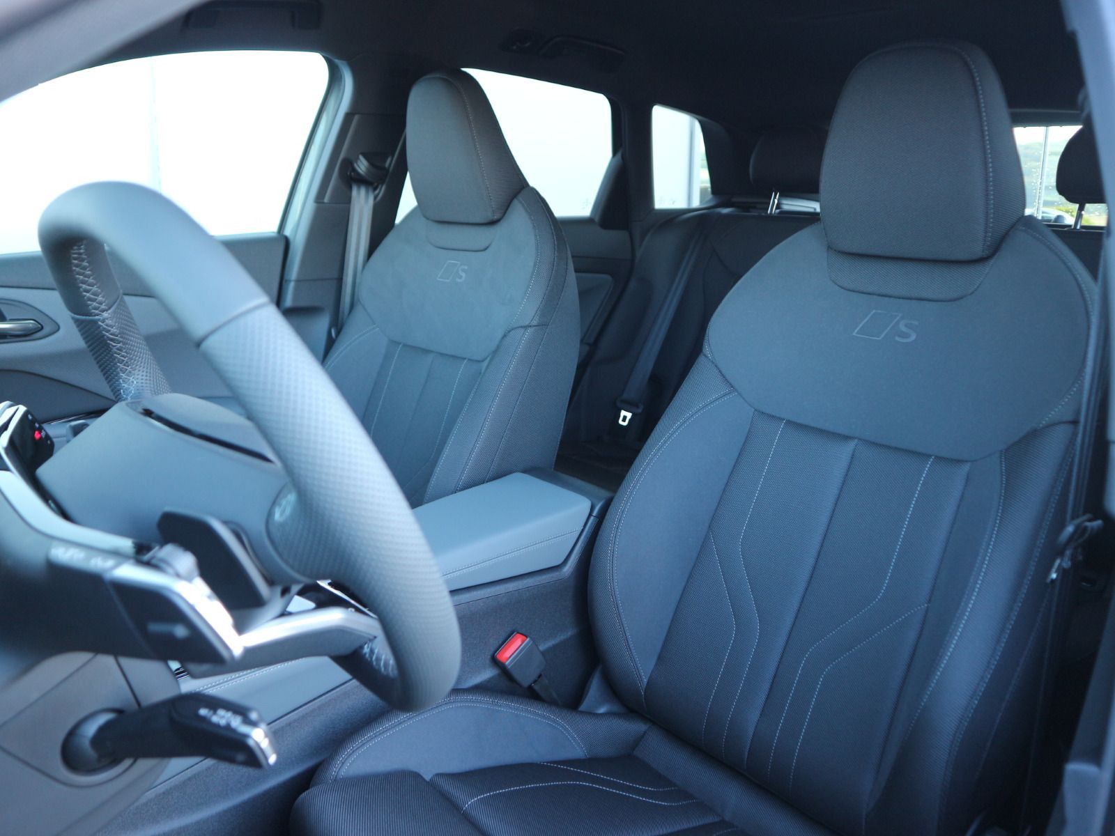 Audi Q3 SUV e-hybrid S tronic S line*0,5%*AHK*LED*ACC