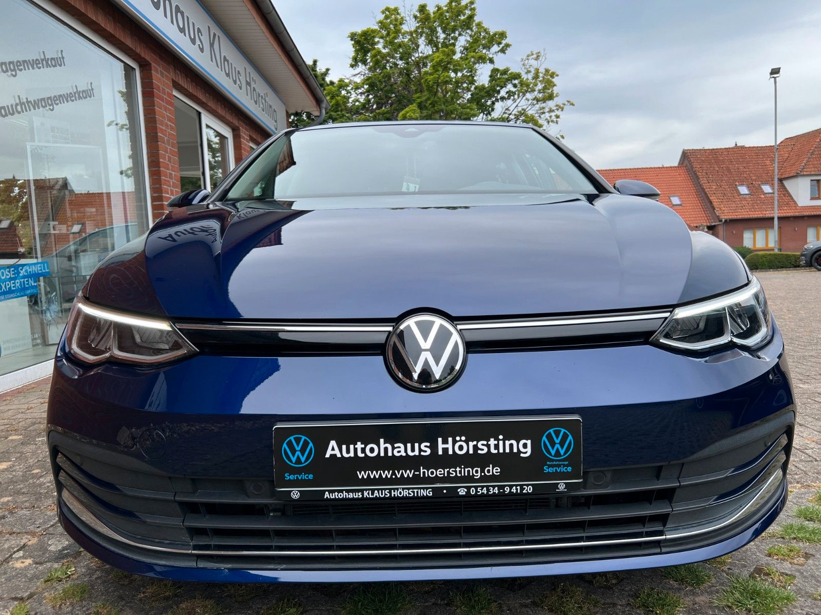 Volkswagen Golf VIII 2.0TDi DSG - Samsaru's Car Outlet