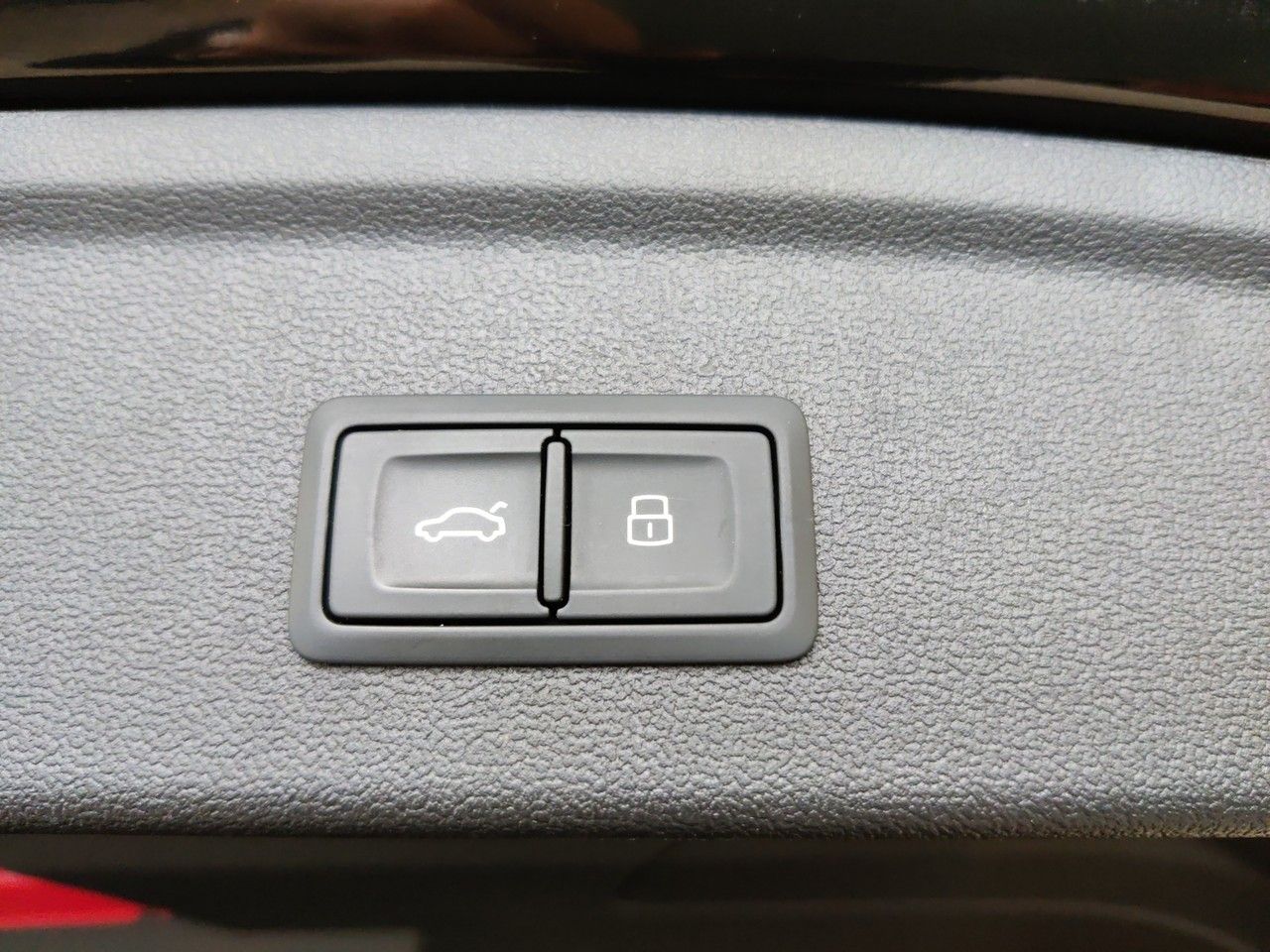 Audi A3 Sportback 45 TFSI e S tronic S line, Matrix