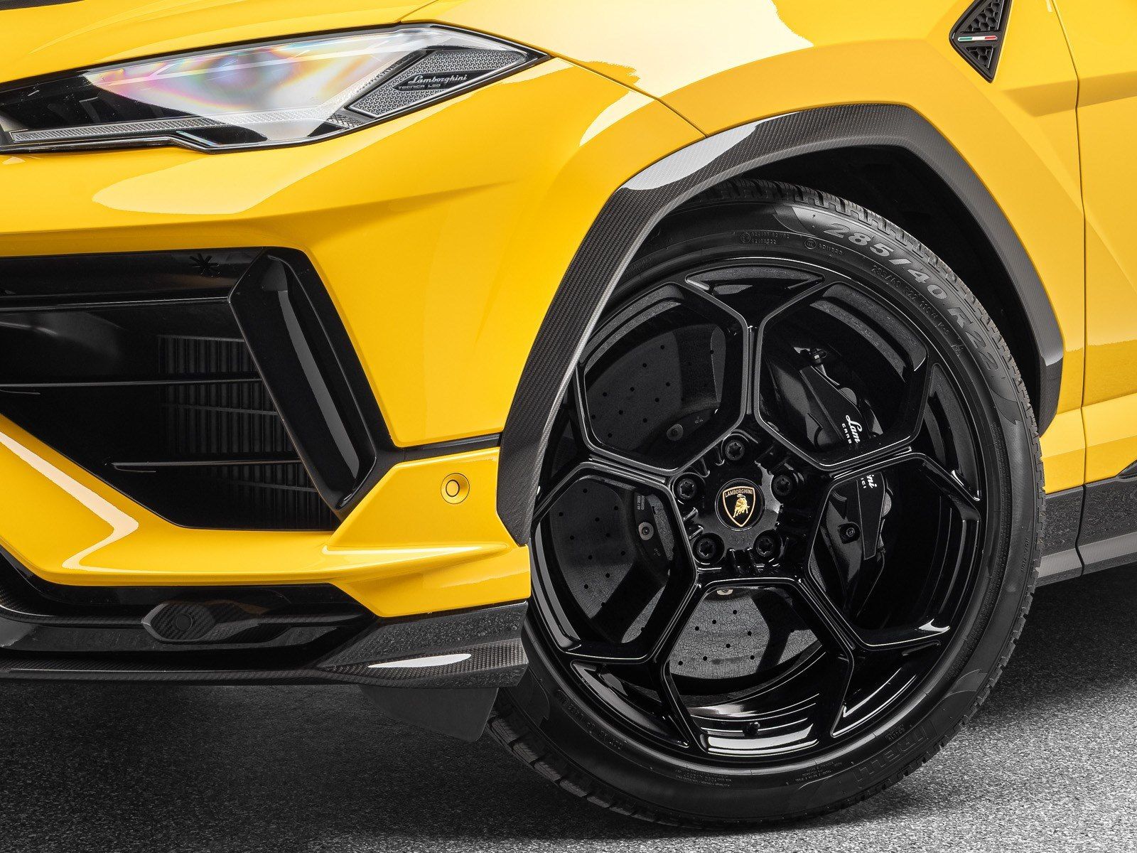 Lamborghini Urus Performante - Samsaru's Car Outlet