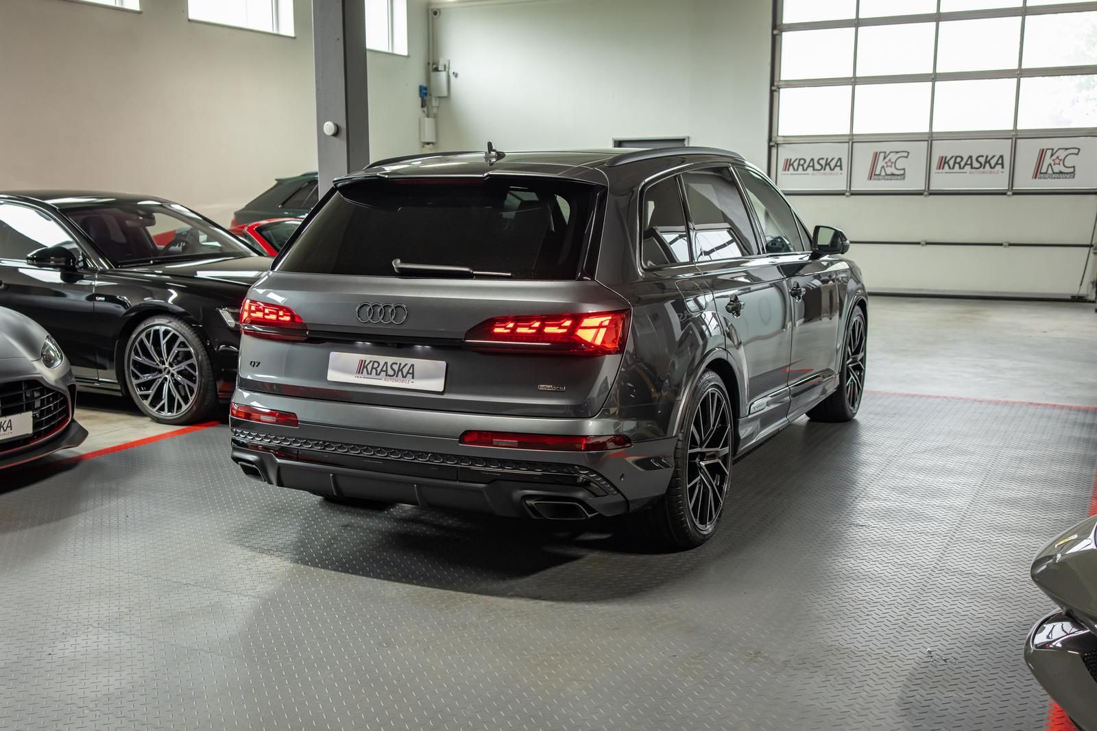 Audi Q7 60 TFSI e quattro S-line AHK PANO B&O MASSAGE