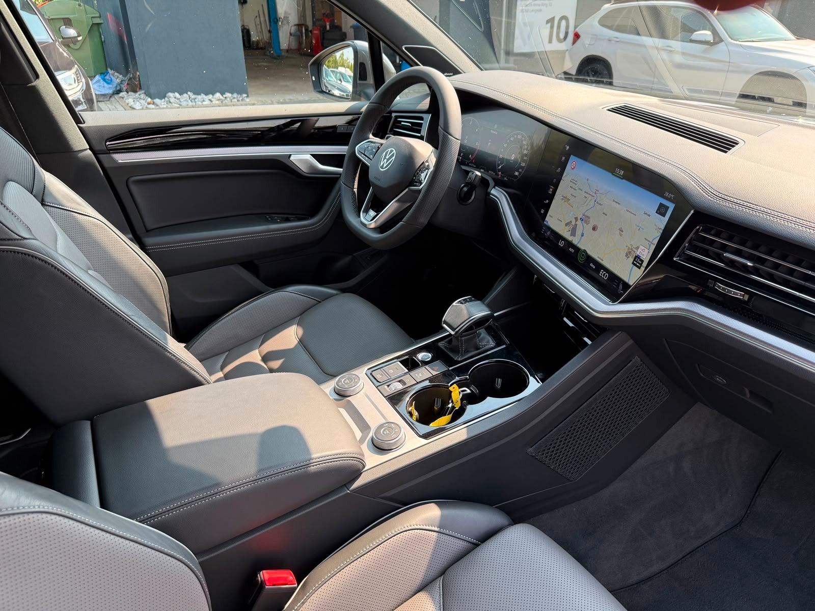 Volkswagen Touareg R-Line 4M MATRIX*LEDER*AHK*LUFT*360°