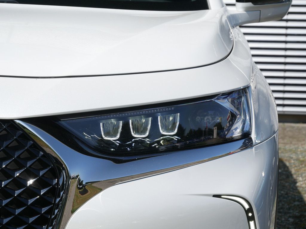 DS Automobiles DS 7 Crossback E-Tense Rivoli 4x4 AKTIVSITZE LED