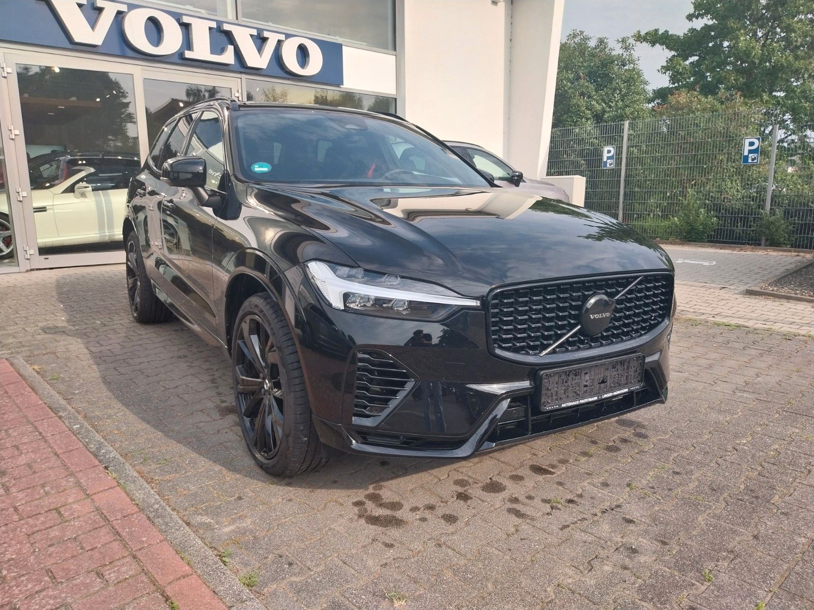 Volvo XC60 T6 Plus Black Edition Recharge