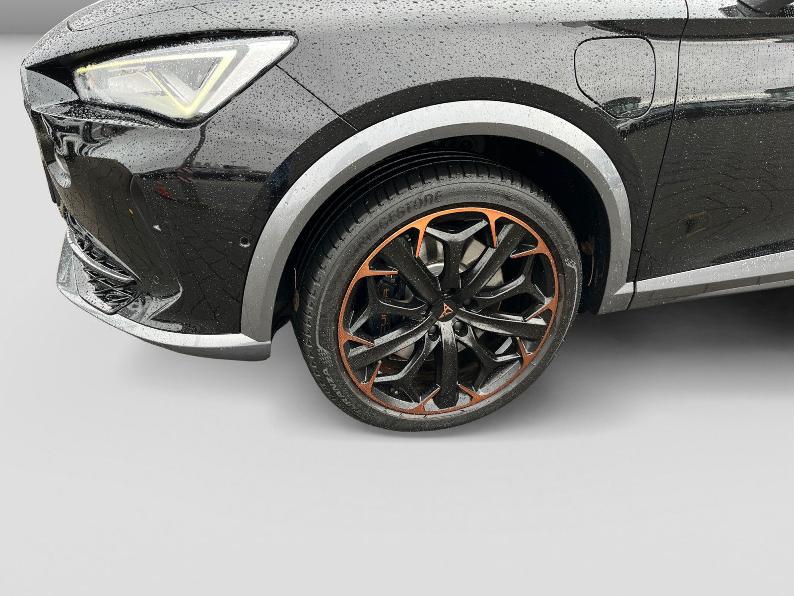 Cupra Formentor 1.4 e-HYBRID DSG VZ LED AHK Pano Navi