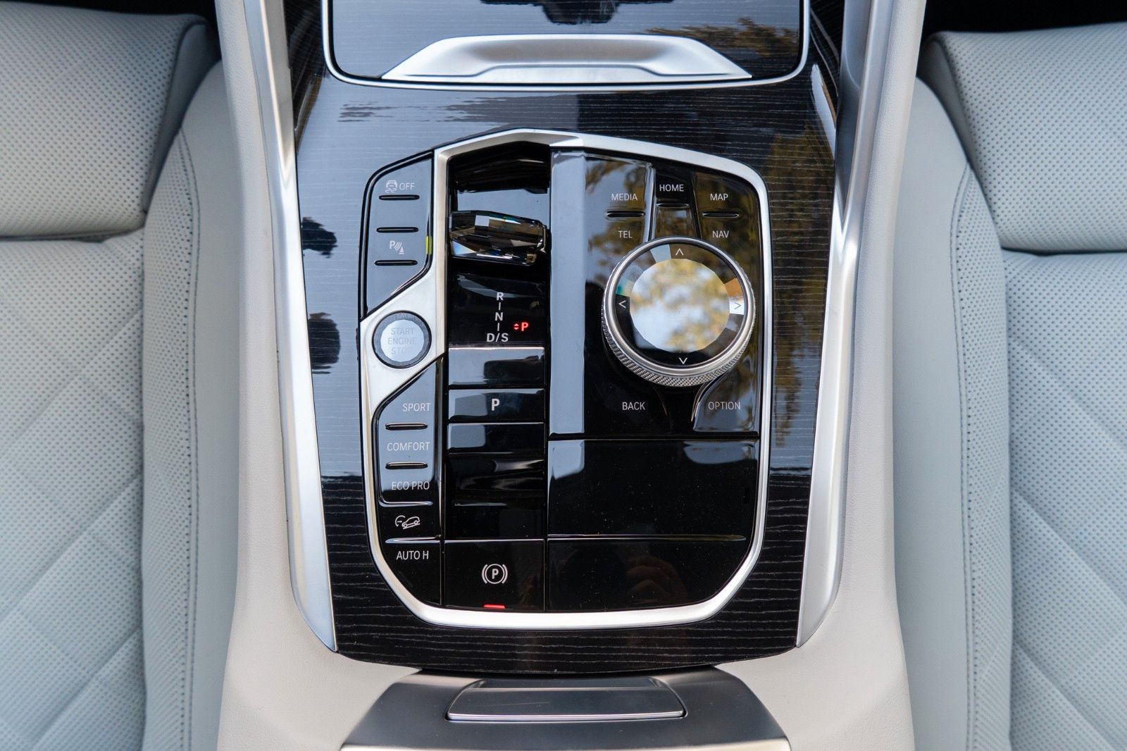 BMW X6 40d M SPORT.DR.ASS.SOFTC.SKY.H/K.LED.360°.AHK